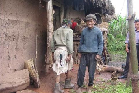 易虎臣:《变形计》最“成功”的富二代,害家庭破产毁掉妹妹一生