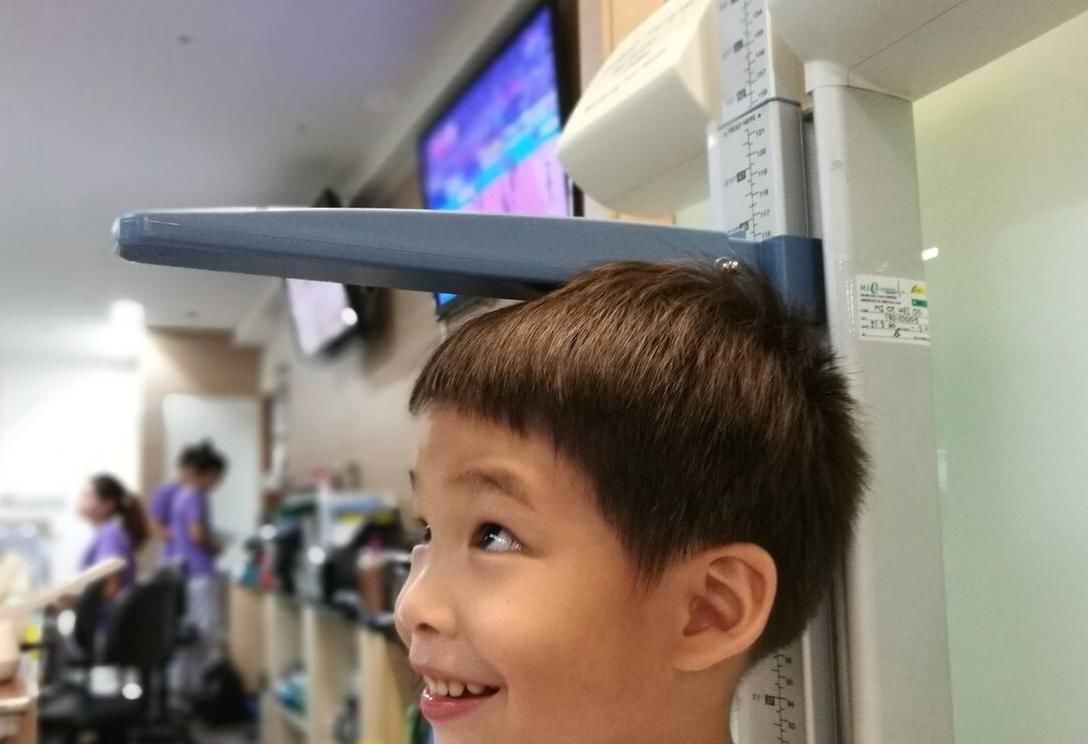 芝麻酱|霜降之后,孩子进入“猛长期”,多吃3物,补钙长个,比喝牛奶强