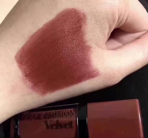 有哪些让你感到惊艳，并且平价的小众口红？