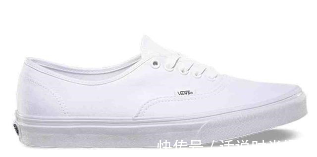 鞋款 盘点近几年里最受欢迎的19 款男士小白鞋!
