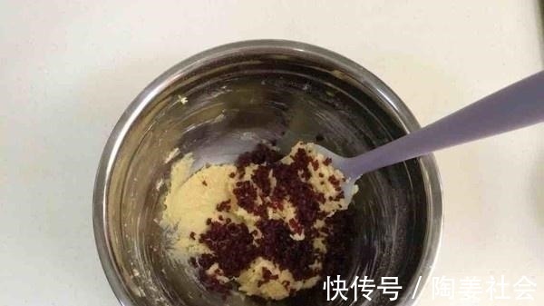 类黄酮素|它是零食也是“药”,月经量少多吃一些,子宫更干净,远离妇科病