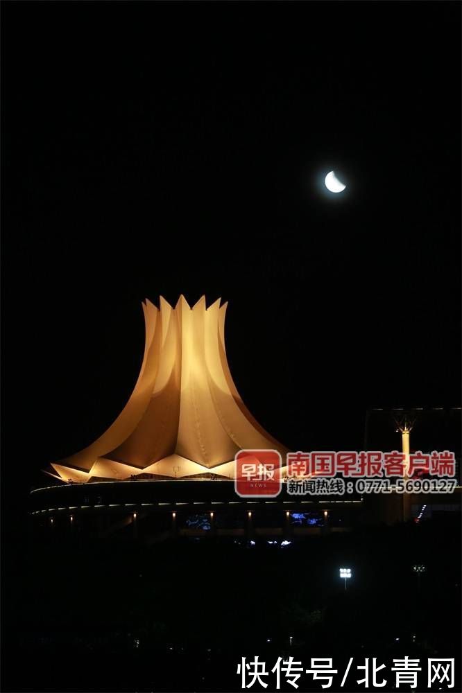 满月携月全食 满月携月全食“组合出道”！26日夜空上演天象大戏