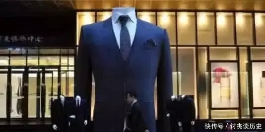 吉尼斯|世界吉尼斯之最:世界上最大的狗,“最小”的嘴巴确定能张开吗?