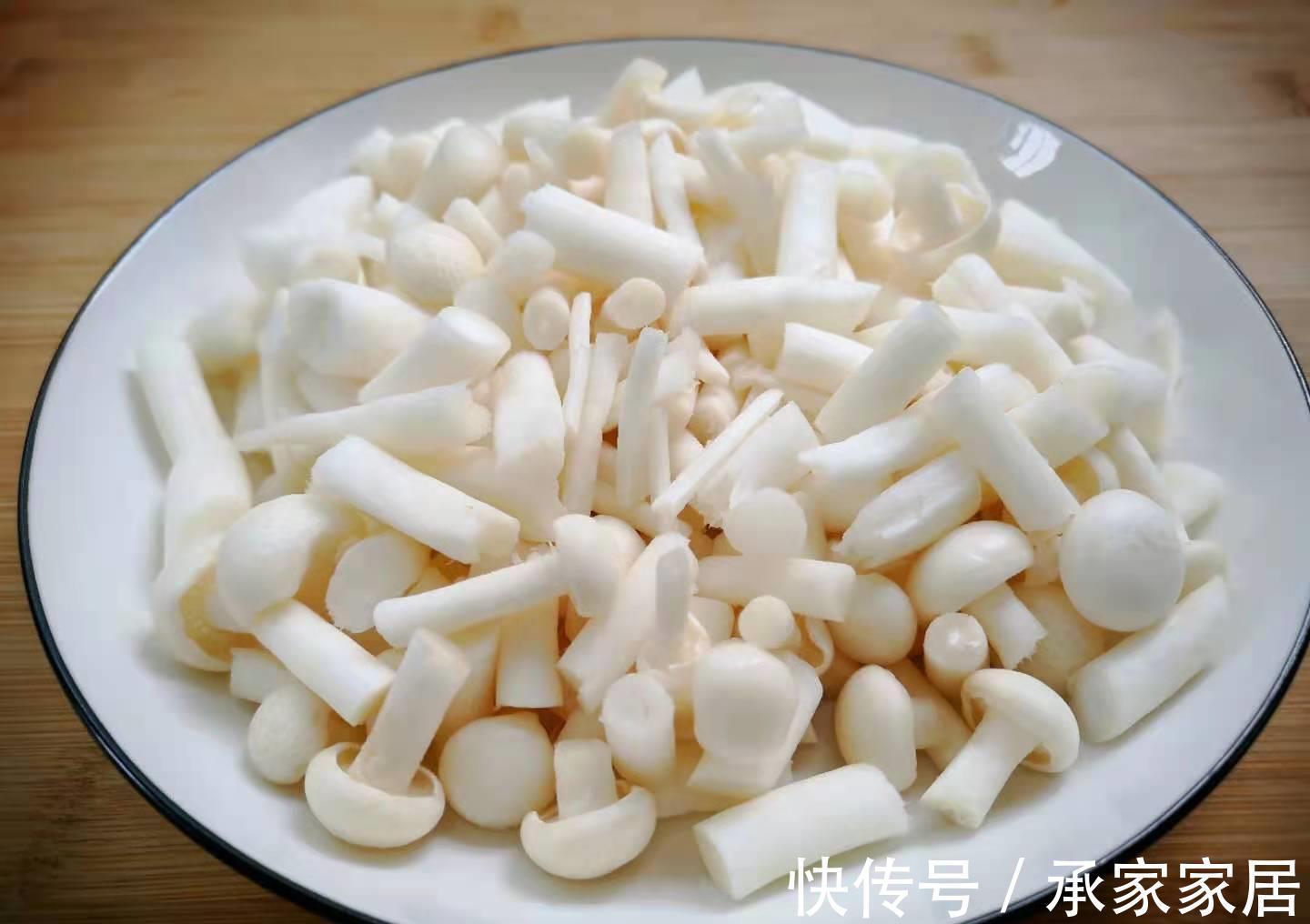 丝瓜汁|进入末伏，这汤要常喝，做法简单，营养清爽还养人，不懂吃可惜了