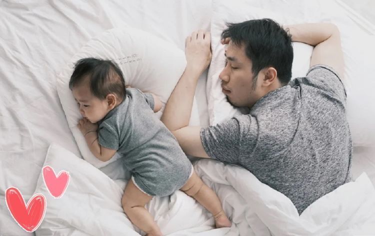 父母|娃睡觉爱踹被子就是热?那可不一定,这四种原因,常常被父母忽略