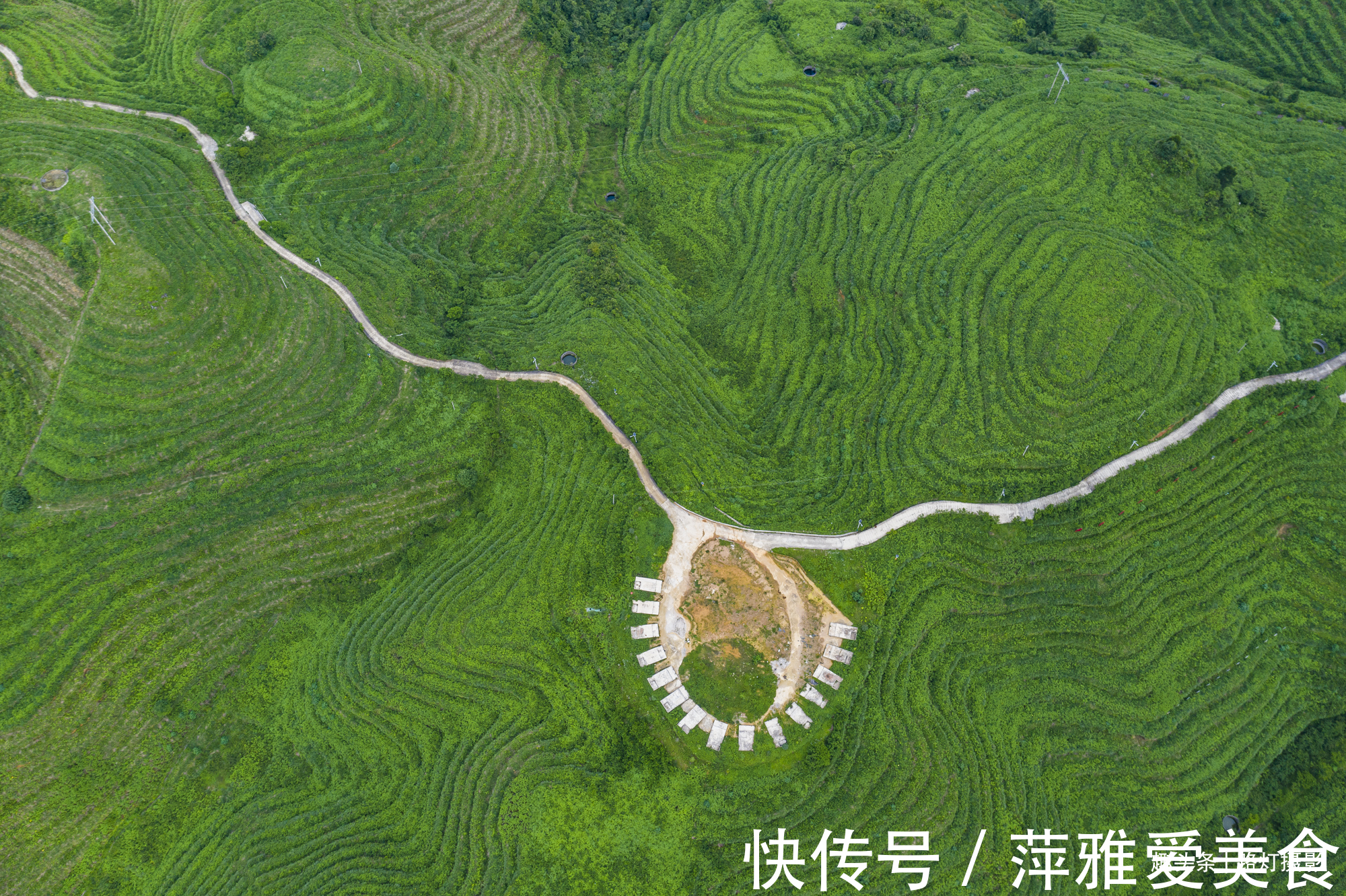 贵定县|贵州大山里的风情画廊，天然项链耀眼夺目，游客直呼：太漂亮了