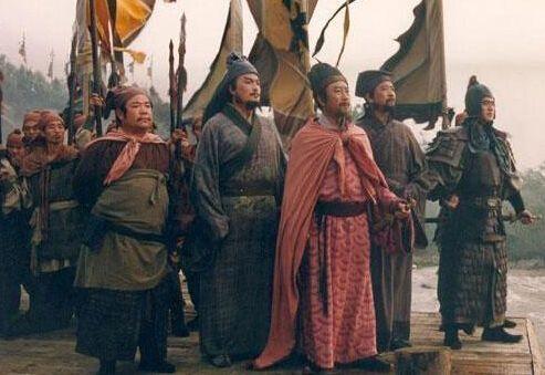 交椅|《水浒传》中名气并不大的朱仝,为何能坐上第十二把交椅