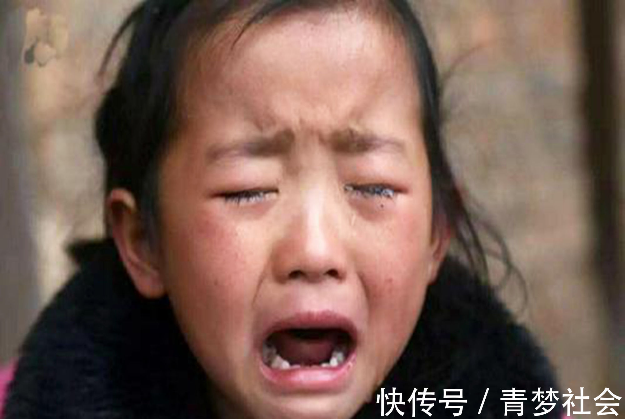 巴金|孩子是不是“疼妈妈”?从小就能看出来,四种表现错不了