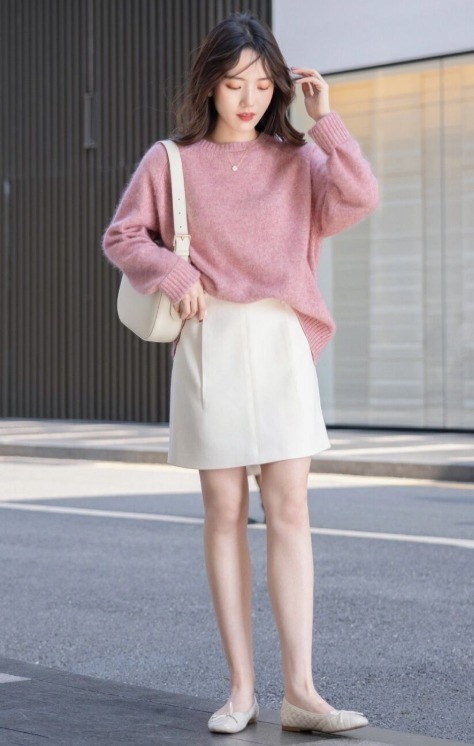 半身裙 针织衫配裤子还是裙子更好看?建议你两个都选,这样搭美极了!