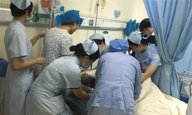 产妇刚生完孩子,告诉医生想“上大号”,医生听了后脸色大变