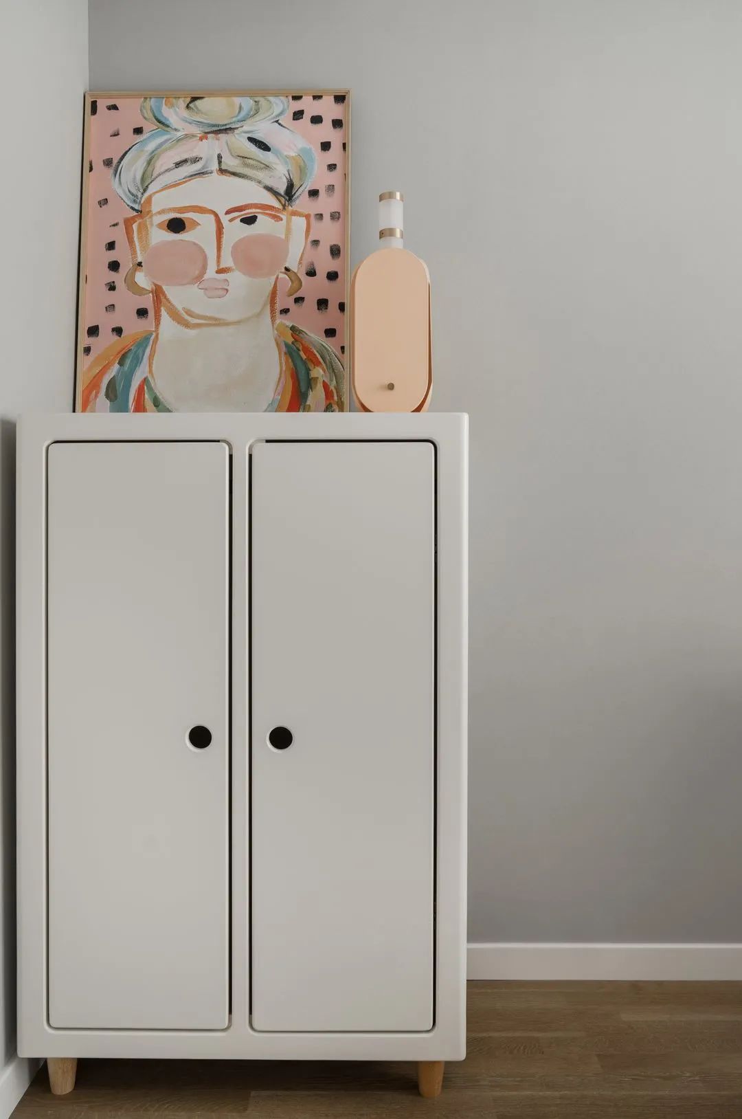 装饰画|130㎡现代极简，朴素的空间设计，也让生活简约温馨舒适