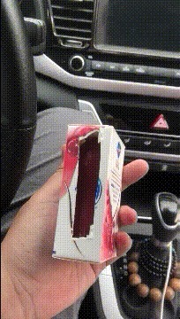 |搞笑GIF:这就有点看不懂了,同样是妹子,为什么她就那么优秀?