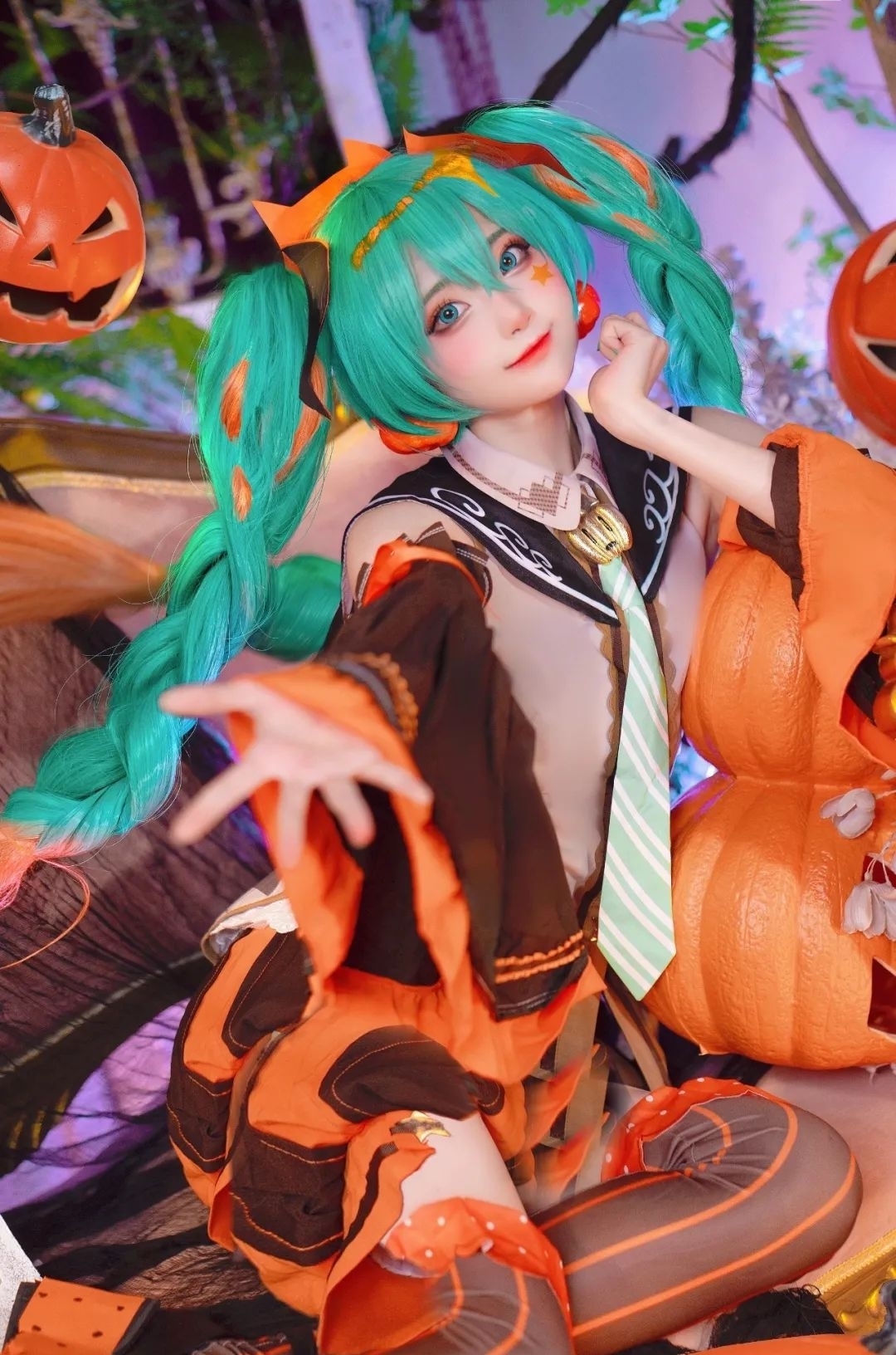 cos:万圣节南瓜miku—cos正片