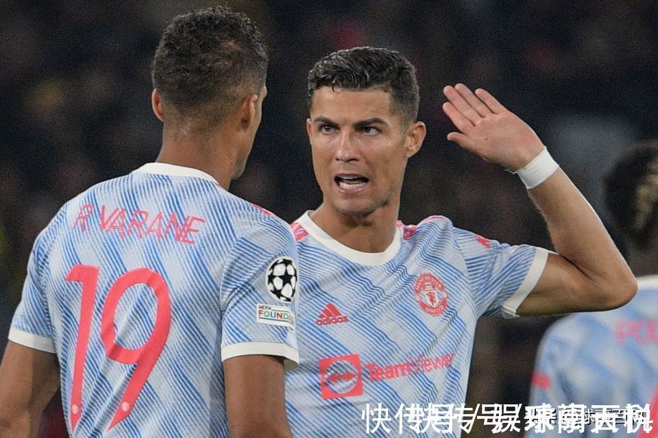 尤文|连续3场进球!C罗在曼联重返巅峰 比在尤文踢得舒服