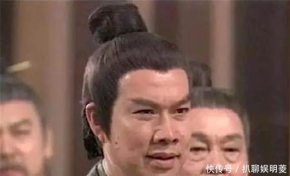 郭靖的真面目隐藏着,金庸通过英雄大会揭露大秘密