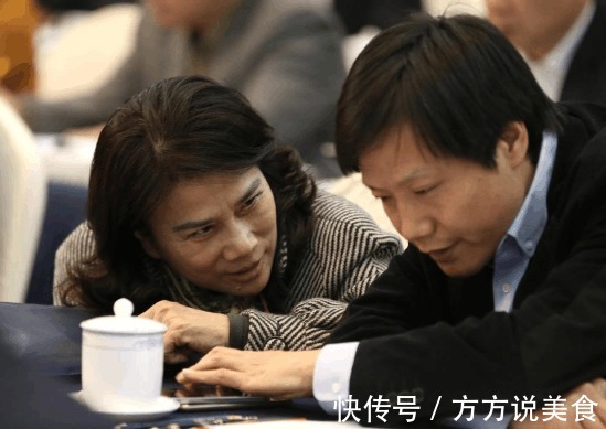 王健林|董明珠自曝年薪，主持人听完差点没站稳，董姐这就是我的价值！