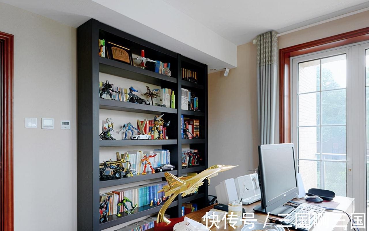 空间|美式别墅的独特韵味，客厅没有电视也很美，复古和浪漫并存