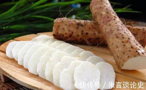 康康|12男孩一年长高20公分,医生:3种食物是身高“加油站”,可多食