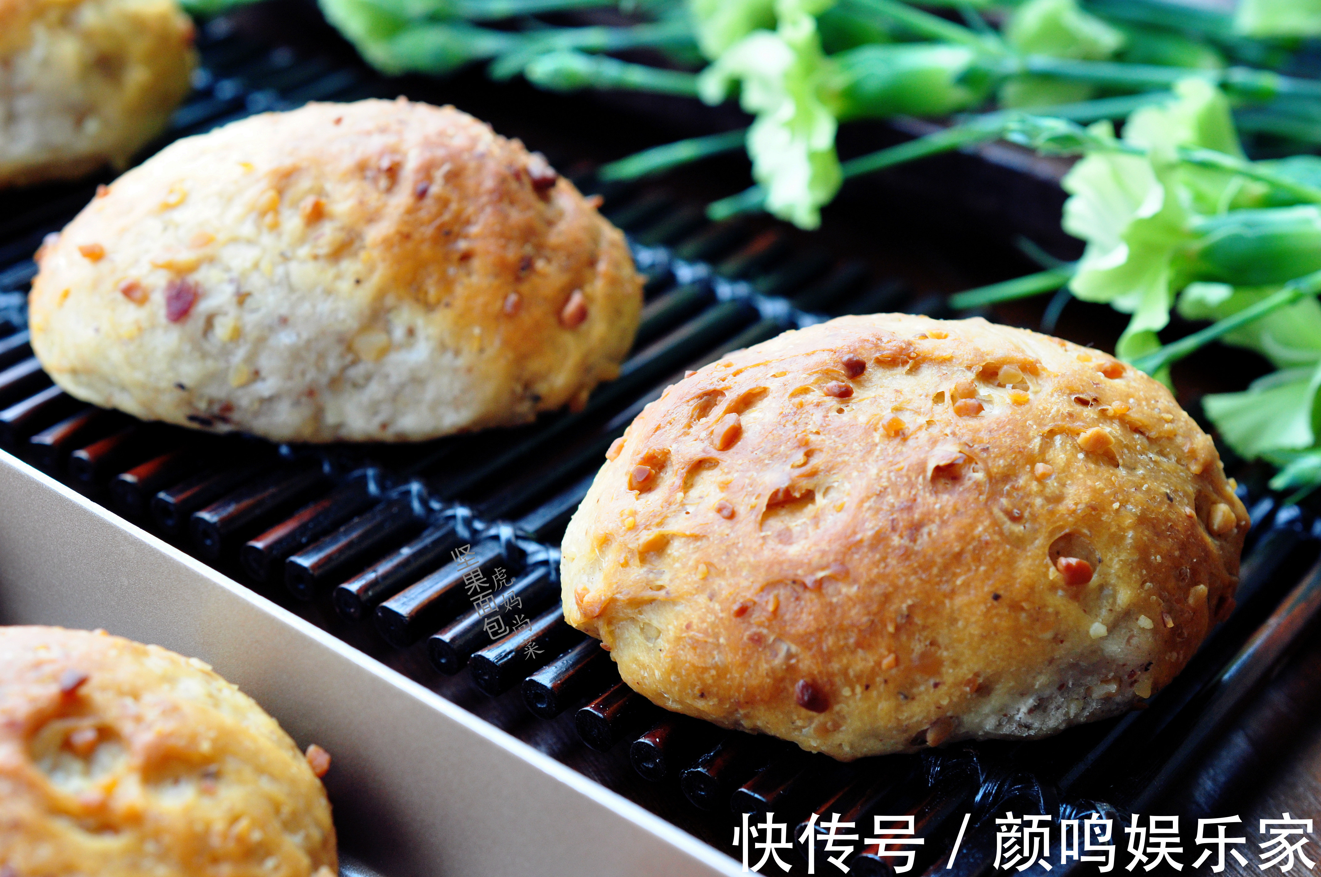 面包|低卡早餐包,无油无糖,一口一个奶香坚果香,减肥吃无压力