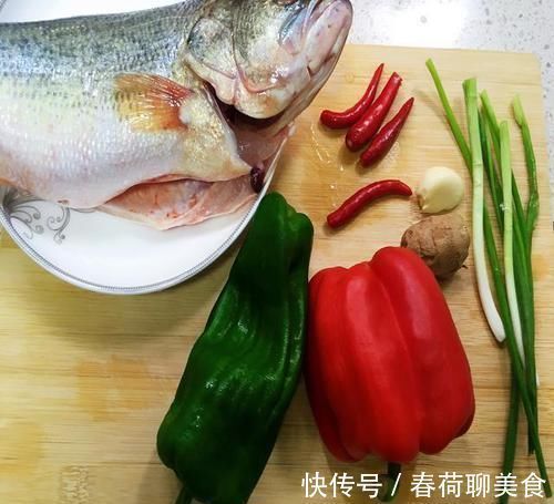 清蒸鲈鱼,这种调料最不该放,多数人喜欢放,难怪肉质又腥又难吃