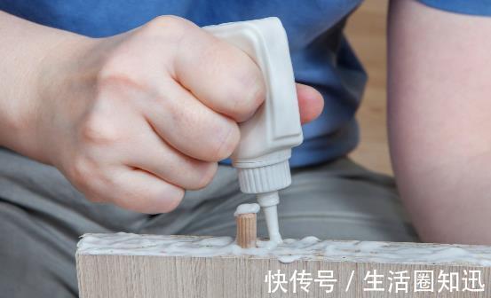 胶水|502胶水把手粘住了巧解决 使用502时如何防止502粘住手