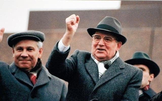 苏联|中苏对峙20余年，从什么时候开始缓和的？1982年苏联释放明确信号