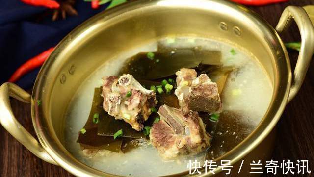 炖排骨|炖排骨只会焯水是外行，记住2个关键步骤，排骨又鲜又嫩没腥味