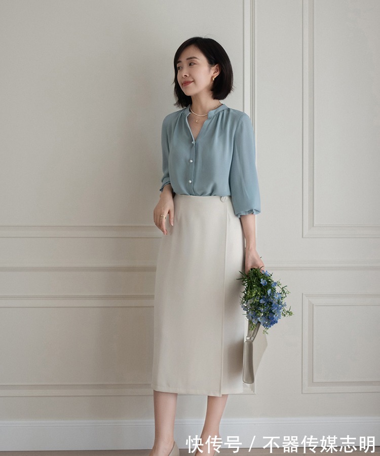 伟德bv1946官网-素颜美女氛围感穿搭合集分享～