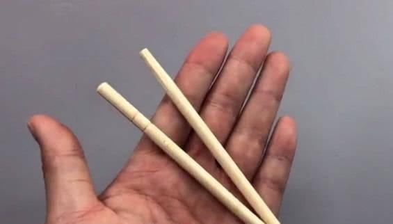 垃圾桶|垃圾桶上放一根筷子,真是厉害了,10个家庭9个都需要,学学吧