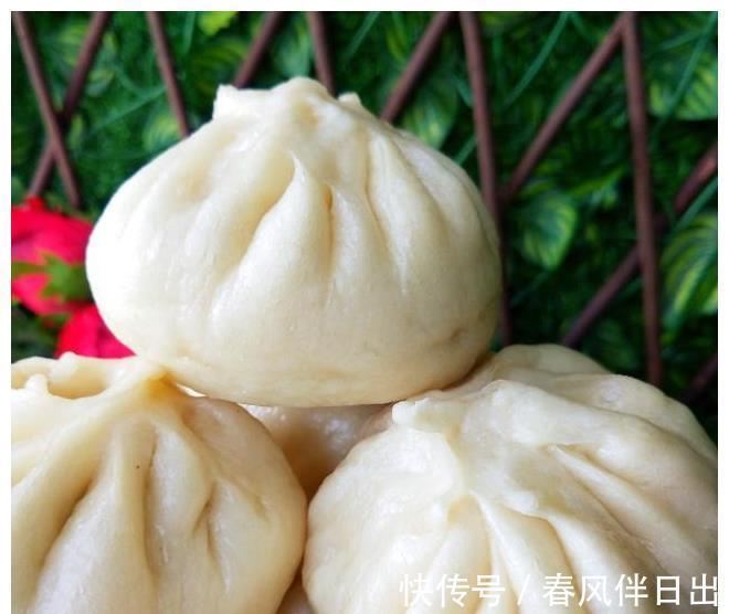 雪里红|自己在家蒸包子,鲜嫩多汁,香辣浓郁,学会再也不用外面买