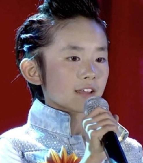 易烊千玺|8年前的这档选秀有毒,淘汰的都成当红巨星,冠军却消失不见