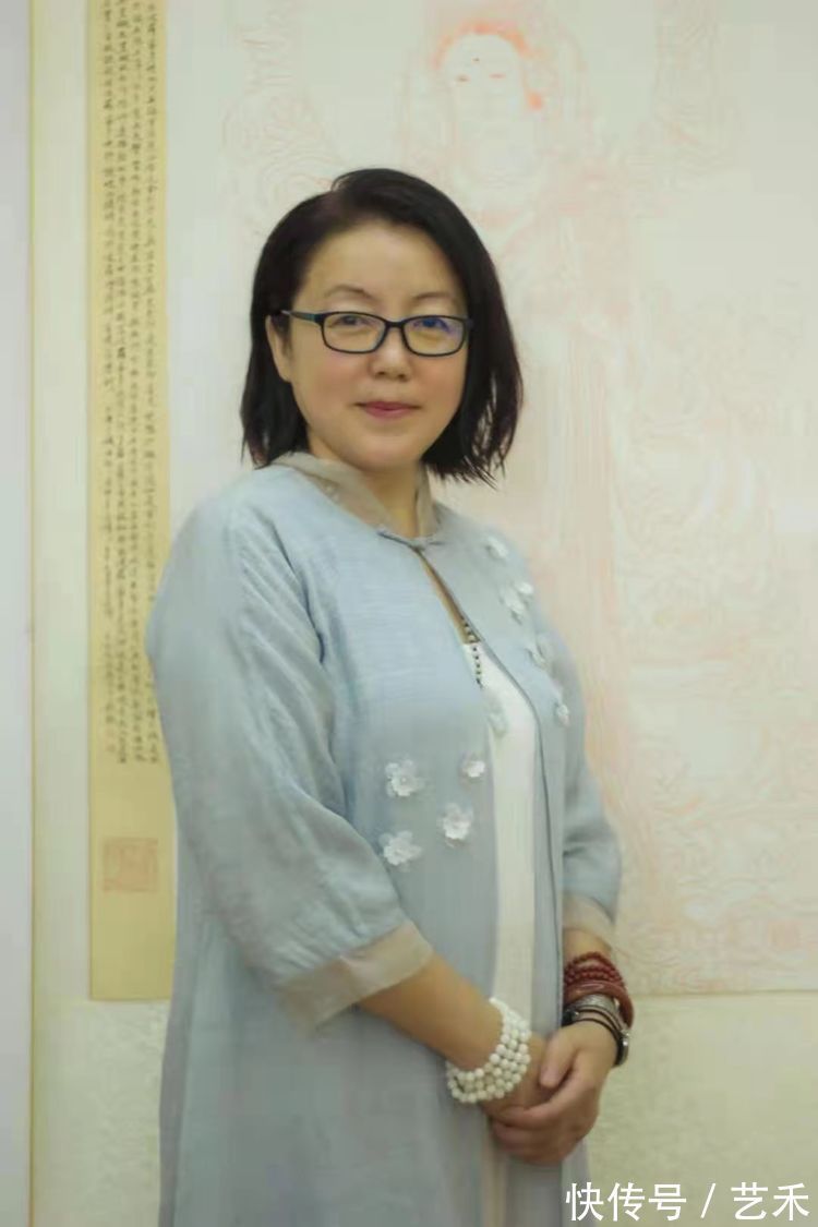 经验师|焦墨山水、胡杨女画家——张俊新