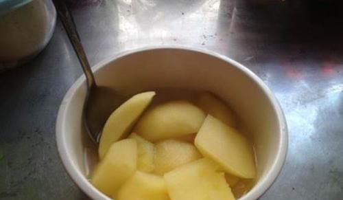 可乐|儿科医生我从不给孩子买这3种饮料,长不高不说,还会腐蚀骨头