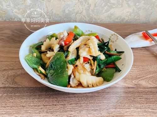  干煸墨鱼，过年必备下酒小菜，又鲜又嫩超好吃，待客家宴少不了