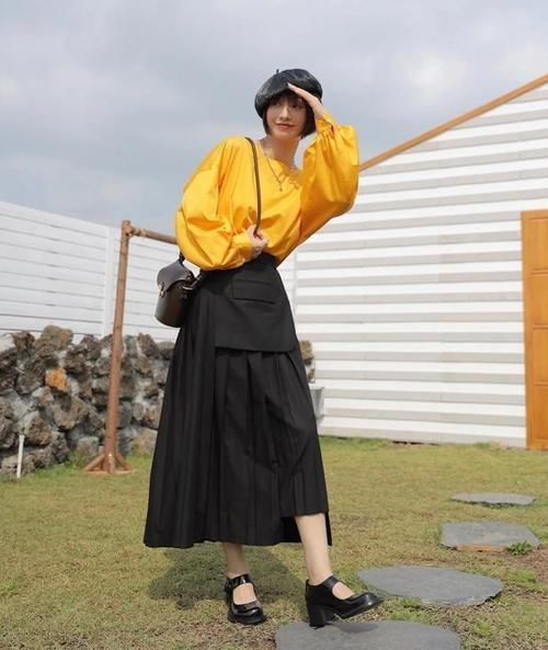 低估|别“低估”了百褶裙，学会这几个搭配技巧，轻松穿出优雅与气质