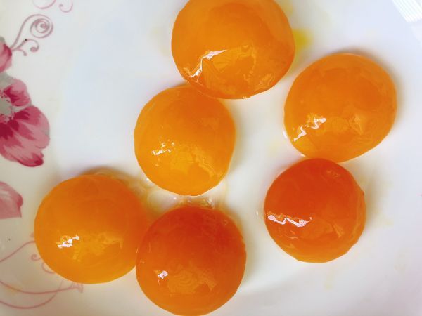 自制咸蛋黄