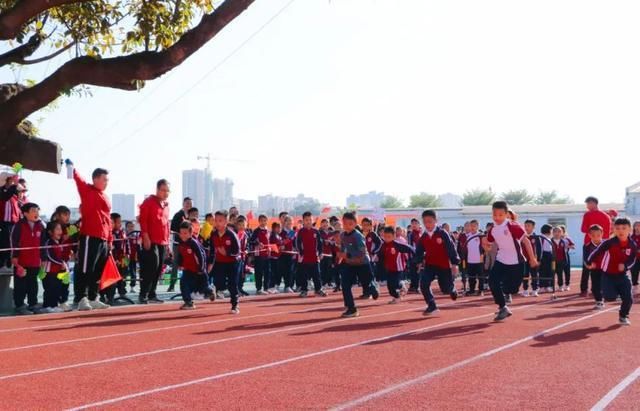 肇庆|当“燃”不让!阳光运动季展现肇庆青少年“精气神”