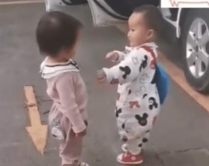 宝妈|“尿不湿”大侠走红,网友:本想仗剑走天下,奈何奶瓶放不下