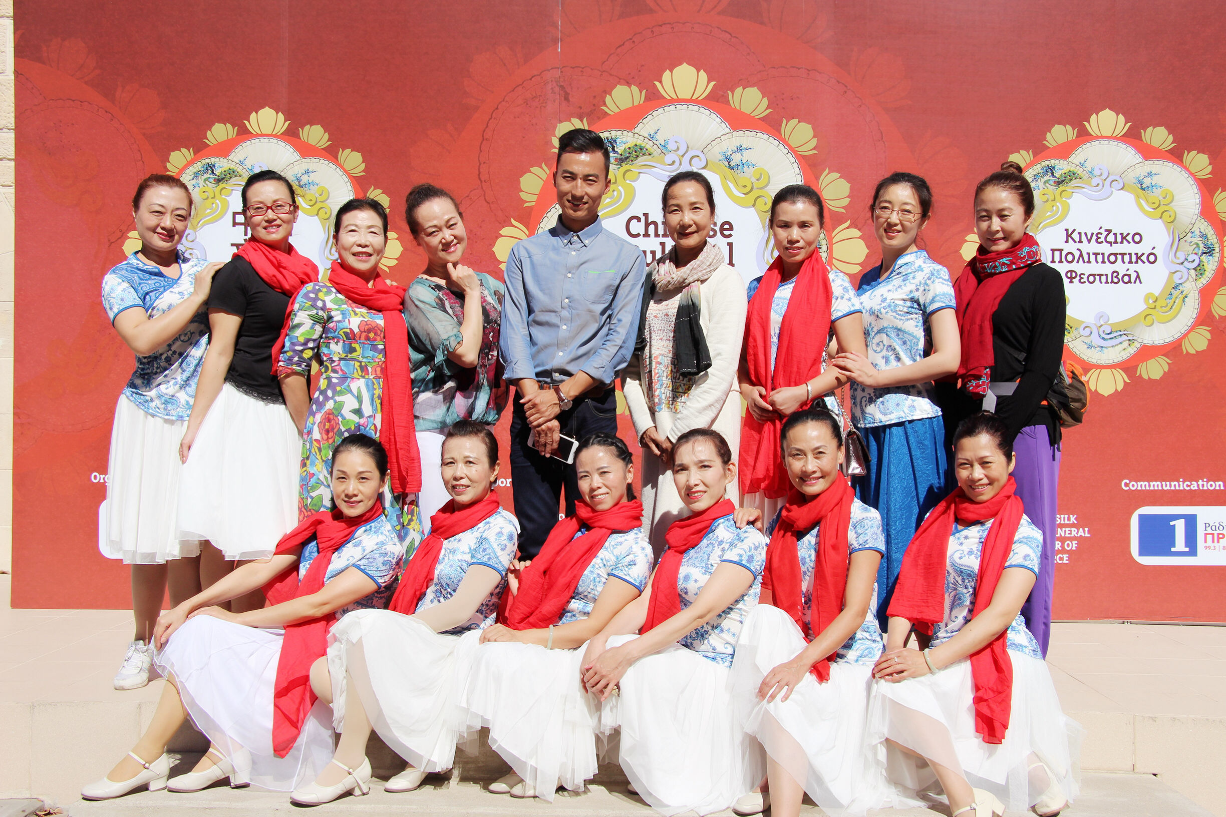 阿姨$追光｜广场舞阿姨背后的人，是谁？