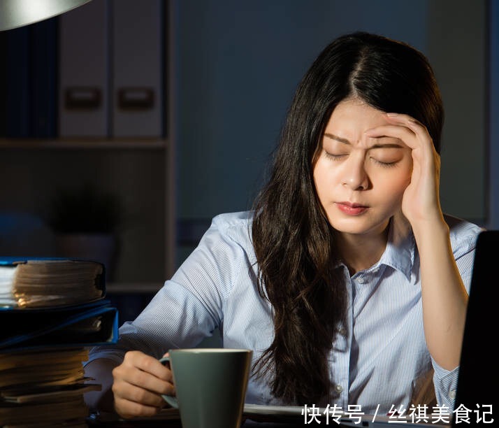 女人没钱做美容,但坚持3个好习惯,让你50岁也能拥有冻龄肌