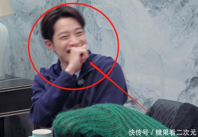 郭麒麟 孟子义周也节目唱歌跑调,郭麒麟努力憋笑,张翰的点评才是精辟