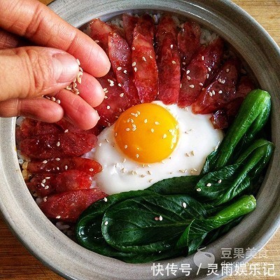 肉食者|腊味煲仔饭――做出好吃的饭原来可以这么简单!#肉食者联盟#