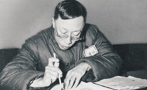 太监|溥仪晚年上街买肉饼,刚咬一口脸色大变,大呼太监骗了我20年