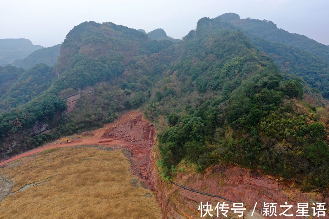 雷峰塔|宁波规模最大的丹霞地貌，雄伟的大坝，居然不是水库