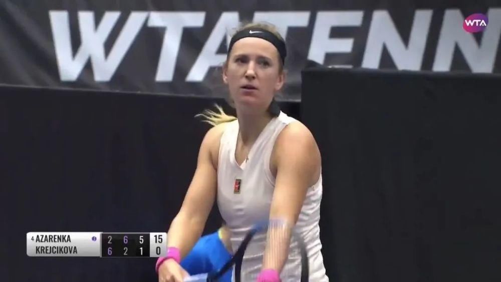 绝技|现实中网球比赛能打出《网球王子》“走钢丝”绝技,这女选手要逆天啊!