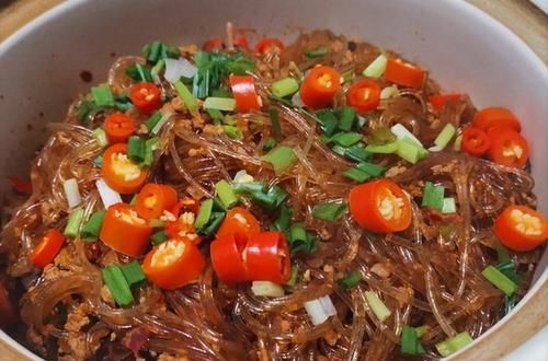 甩开腮帮子啃吧、吃吧！几道饭遭殃，好吃到吮指，让你添饭不停！