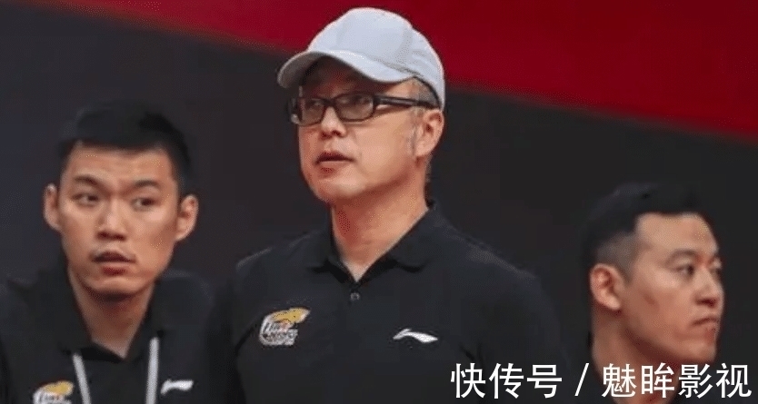 d类|李洪庆做出重大决定,周琦重返CBA再生变,杨鸣压哨得偿所愿