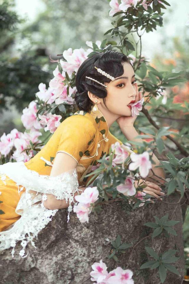 青溪$诗八首·清时宾客黄金尽,应用临流解费钱