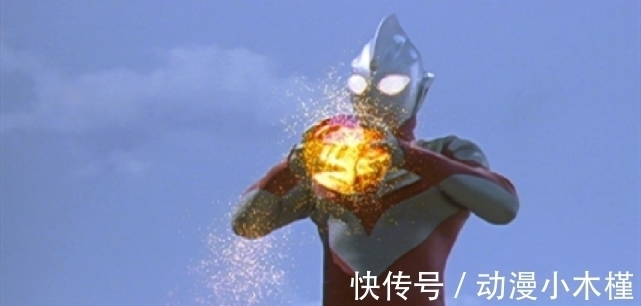 神光棒|迪迦奥特曼废案公开,大古变身器起初并非神光棒,而是209光线枪