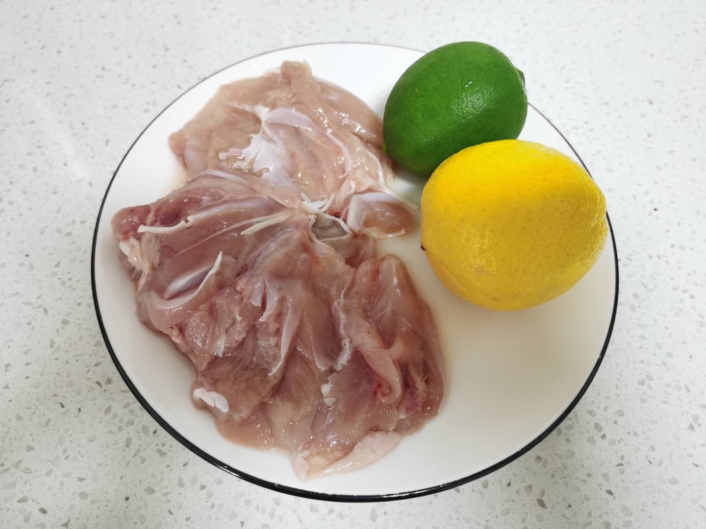好吃|鸡腿这做法实在太好吃，不放一滴油，蒸一蒸又鲜又开胃，超下饭